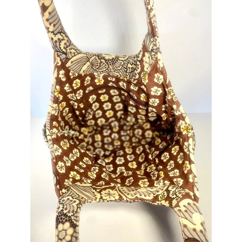 Vera Bradley Purse Hobo Bag Brown Floral Flowers Quilted Magnetic Closure